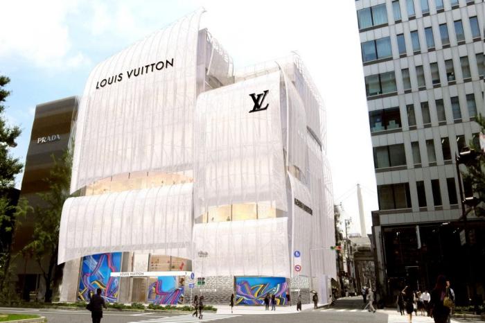 【时尚单品】LV 全球第一间四层旗艦店联合咖啡厅和餐厅登场啦!飞去OSAKA 就可以朝圣了。