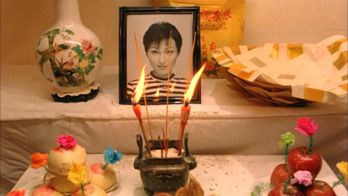 【Let's Talk!】表姑临近结婚去算命,先生却说:“活人不收死人钱!”连发生两件诡异事,科学都解释不了~