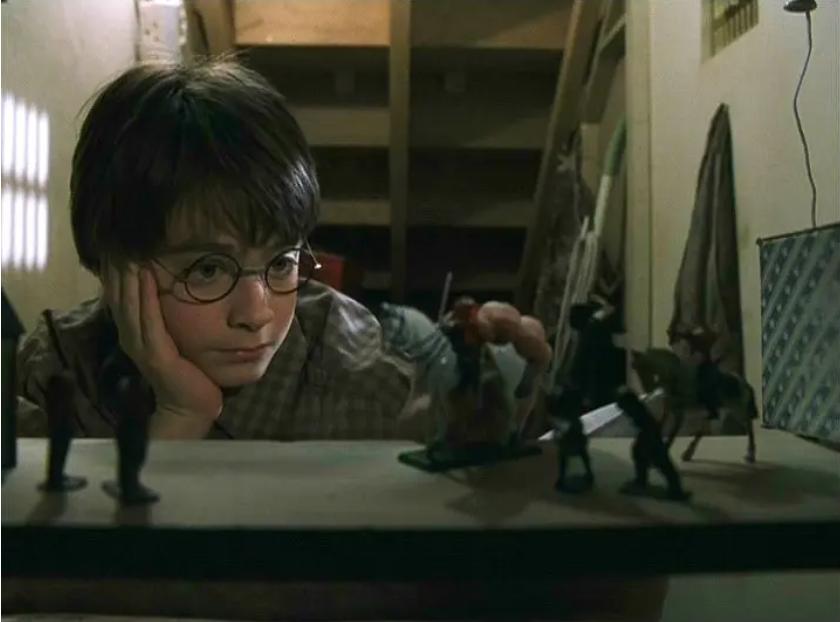 【影视】魔法屋变烦恼屋 | 买下「Harry Potter」剧中房子后【屋主快受不了】:日夜都有影迷、Cosplay 来拍照